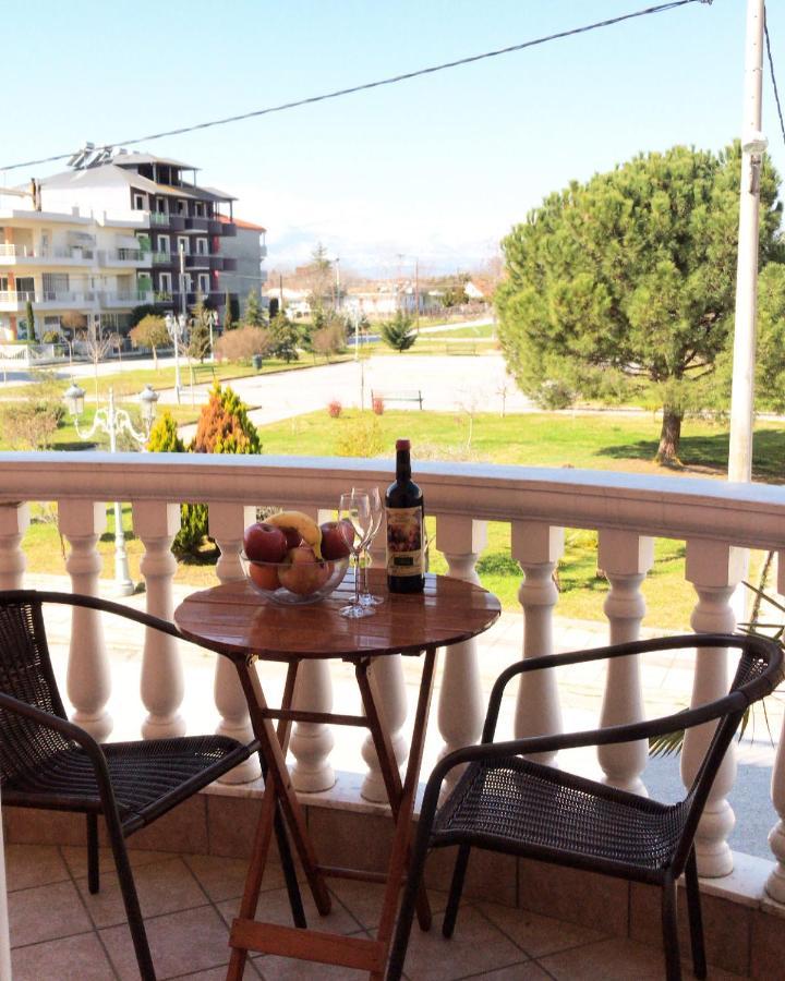 Paralía Villa Alexander מראה חיצוני תמונה