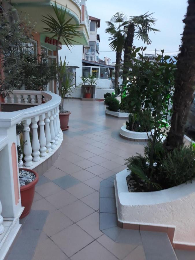 Paralía Villa Alexander מראה חיצוני תמונה